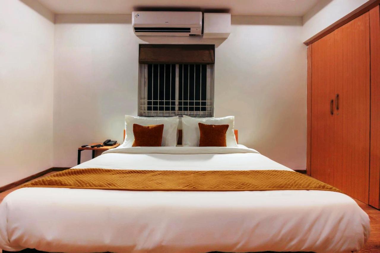 Fabhotel Mallikarjun Residency Hyderabad Esterno foto